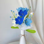 Gehaakt tulpenboeket en rozenboeket met lelietje-van-dalen, handgemaakt van garen