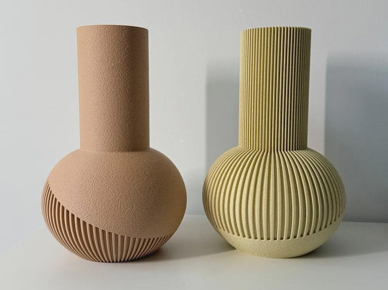 3D-geprinte designvaas met ribbelstructuur en glad oppervlak voor droogbloemen en decoratie