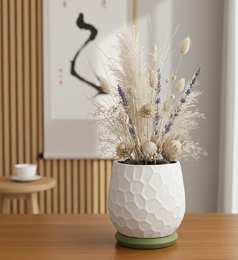 3D-geprinte plantenpot met honingraatpatroon en afneembare drainagebak voor vetplanten en cactussen