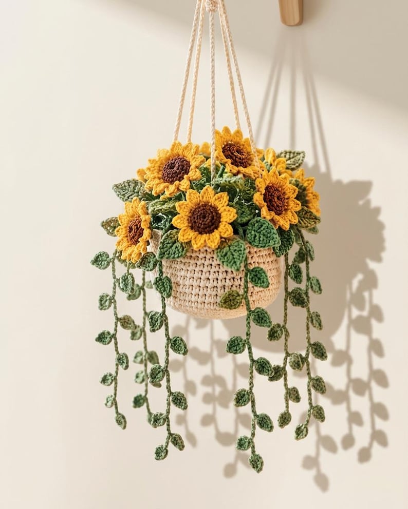 Gehaakte hangmand met zonnebloemmotief van katoengaren voor wanddecoratie