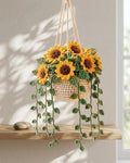 Gehaakte hangmand met zonnebloemmotief van katoengaren voor wanddecoratie