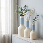 Tweekleurige decoratieve vaas met geribbelde hals en pluizige textuur, 3D-geprint en waterdicht
