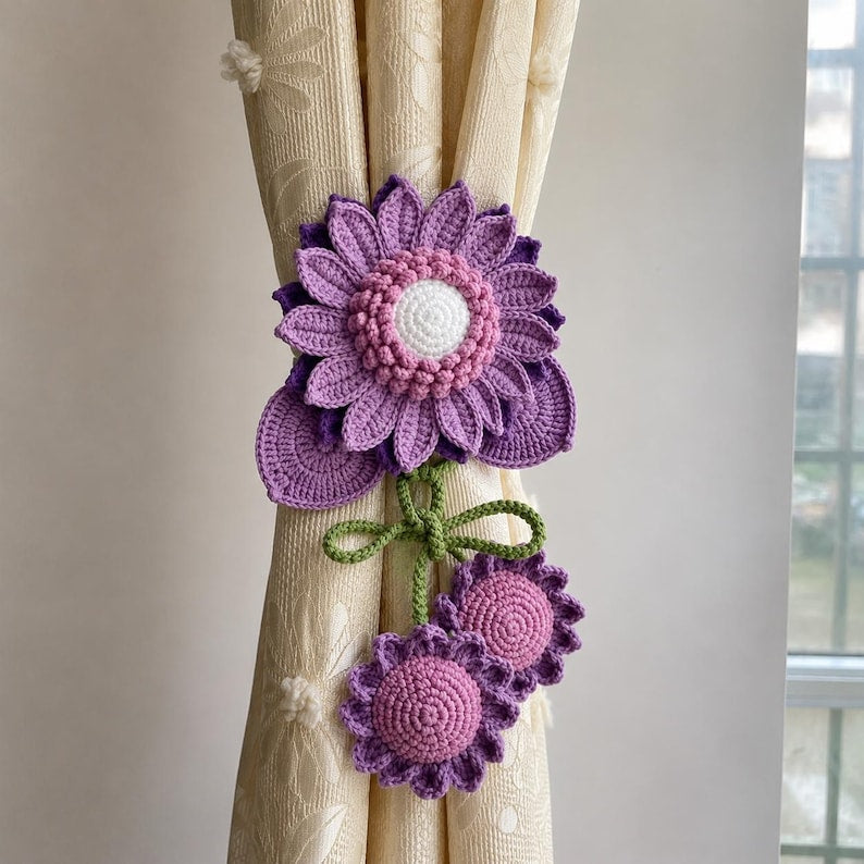 Gehaakte bloemengordijnhouder van katoengaren voor woonkamer en slaapkamer
