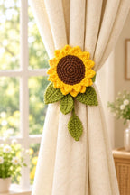 Gehaakte gordijnophanger met zonnebloem en margriet, decoratie van zacht garen