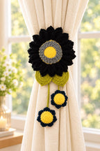 Gehaakte gordijnophanger met zonnebloem en margriet, decoratie van zacht garen